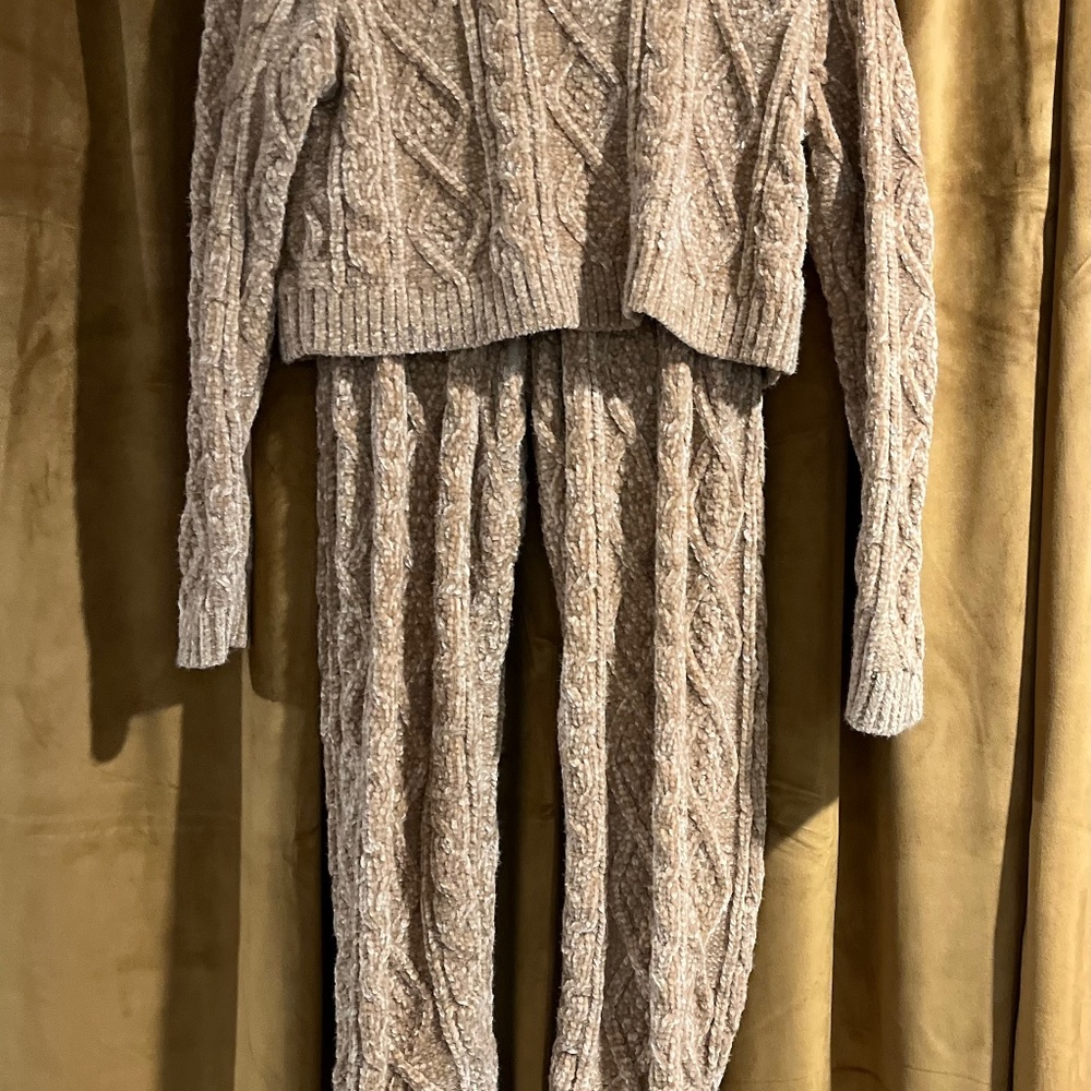 PAC SUN  TWO PIECE LOVE BY LOTTIE MOSS. Top and bottom cable knit